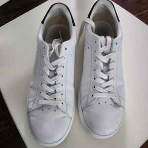 Tory Burch HOWELL COURT SNEAKER size 9 White & Navy